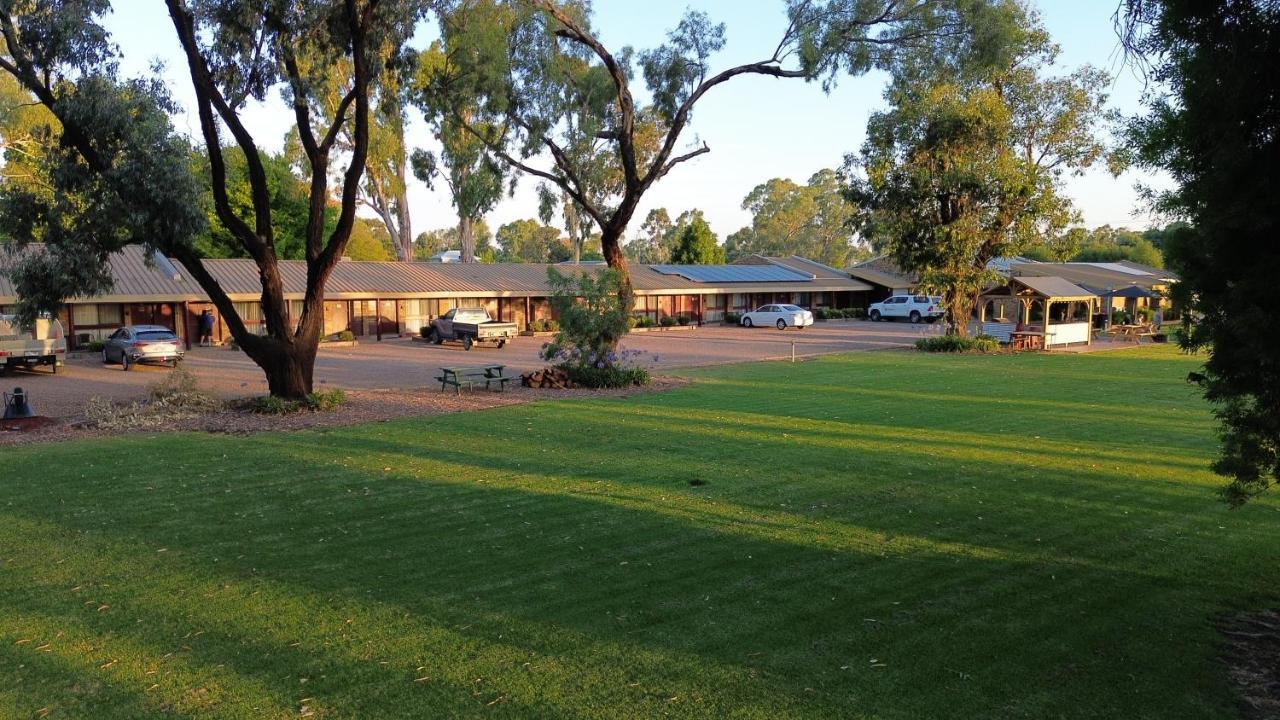Tatura Country Motel מראה חיצוני תמונה
