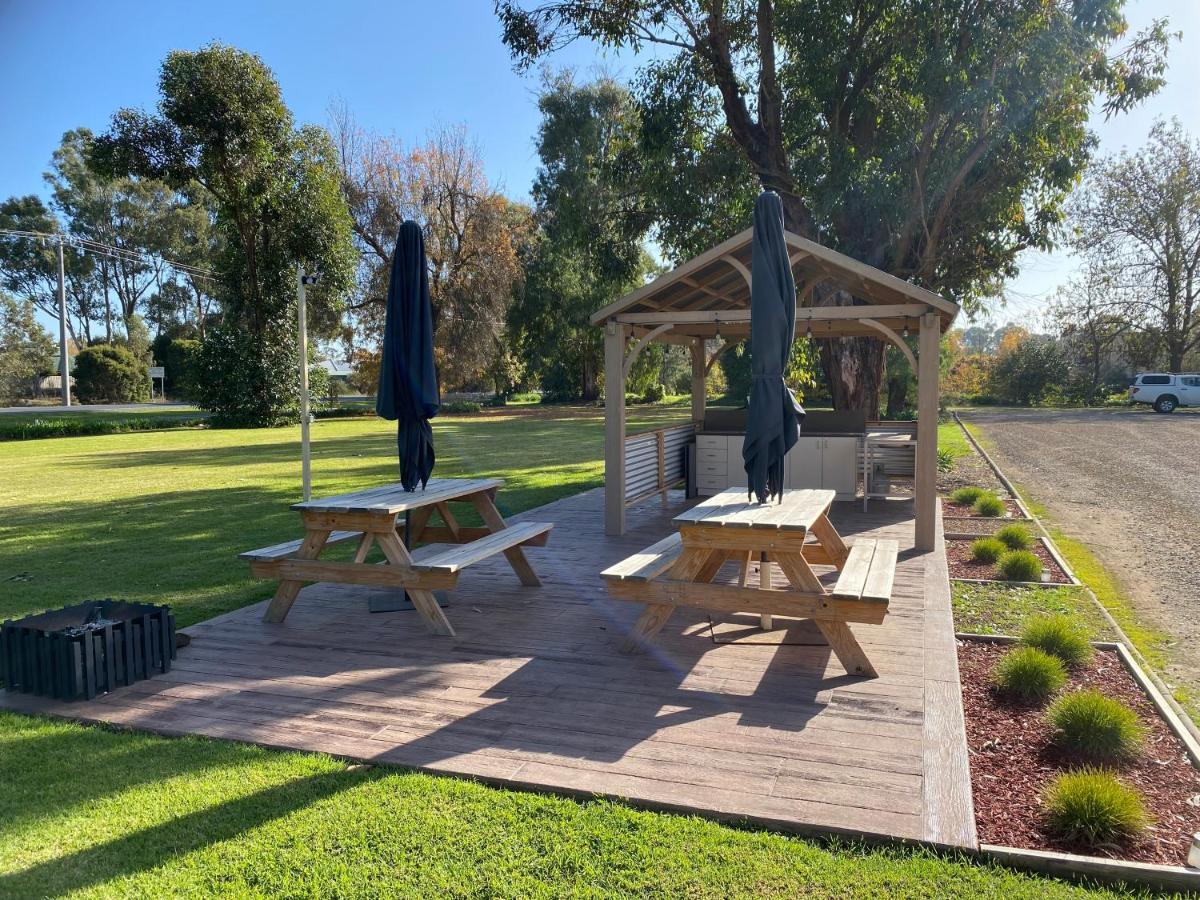 Tatura Country Motel מראה חיצוני תמונה