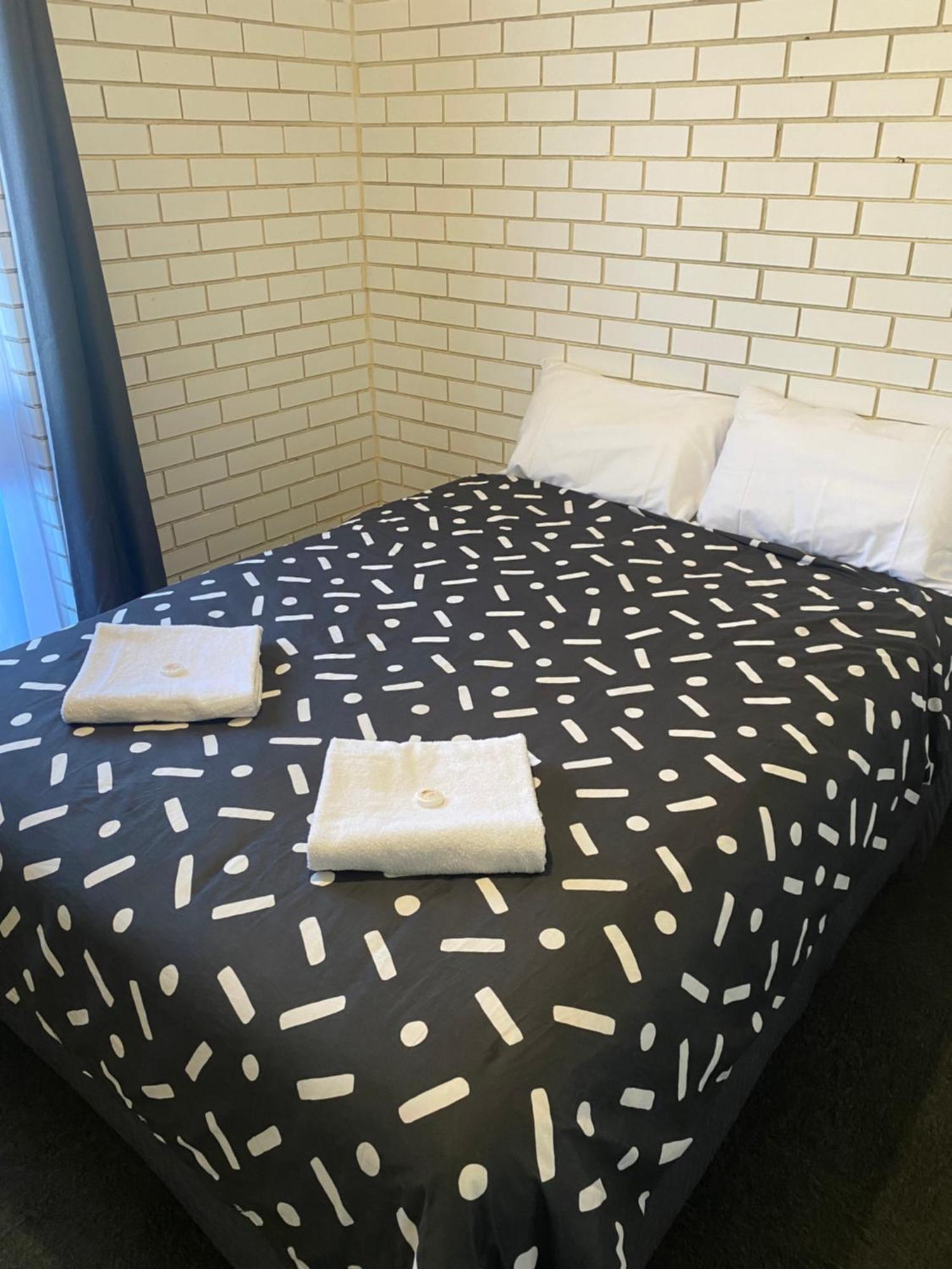 Tatura Country Motel מראה חיצוני תמונה