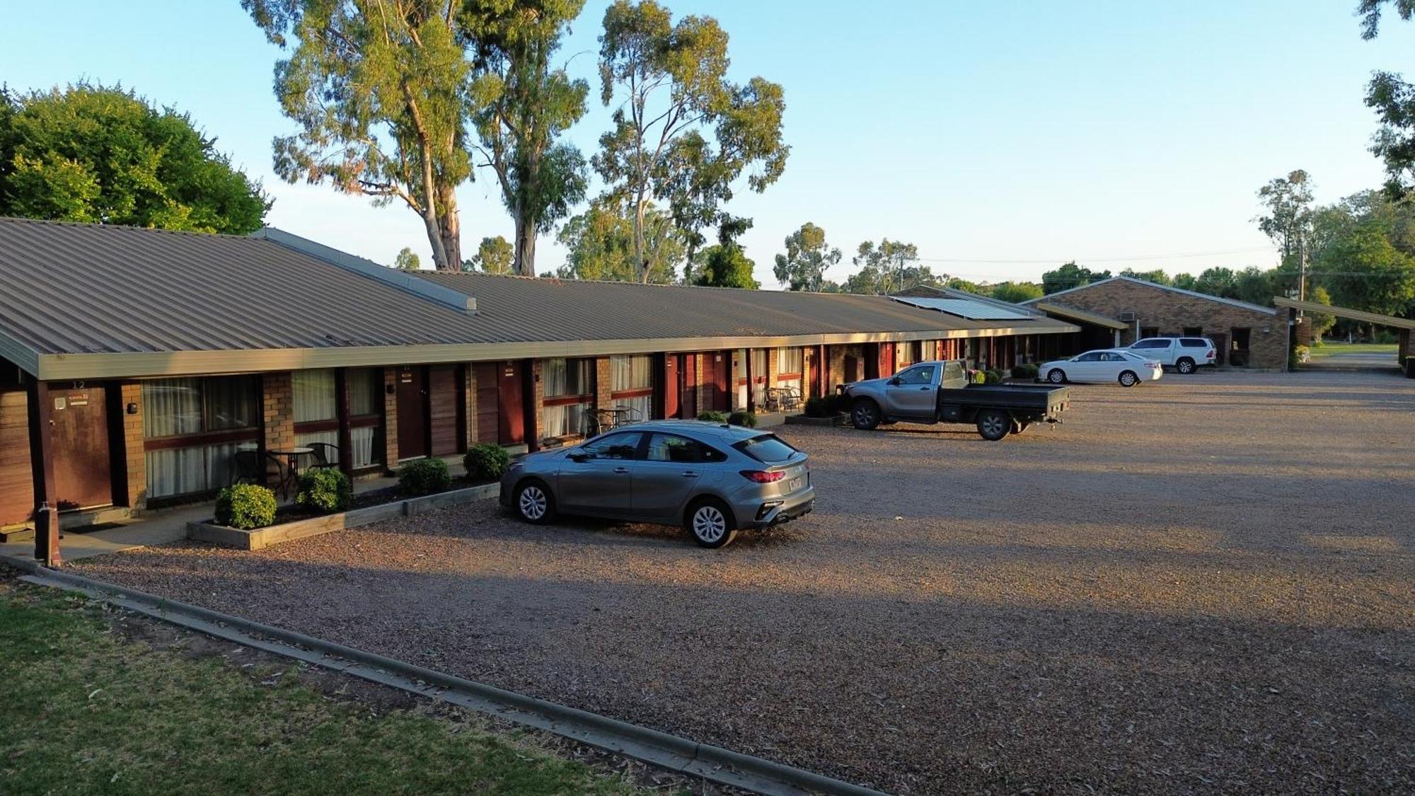 Tatura Country Motel מראה חיצוני תמונה